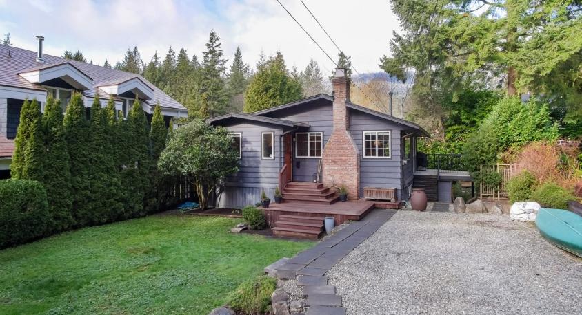 4584 Cliffmont Road, Deep Cove, North Vancouver 